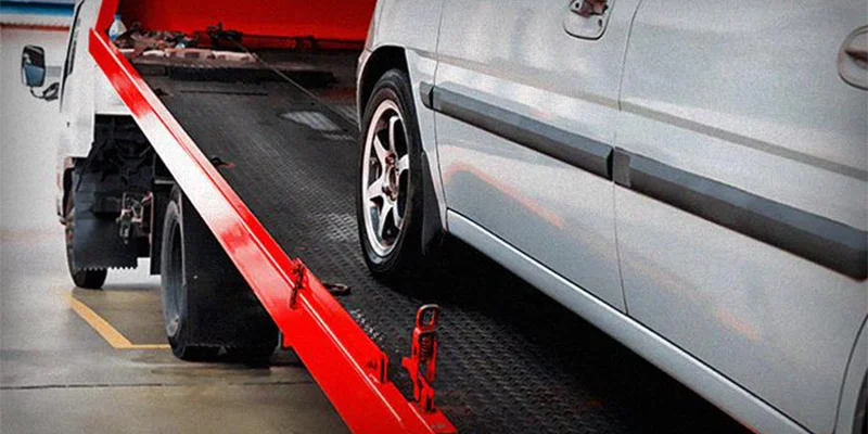 Need for emergency roadside assistance or towing support after a breakdown : Royal Swiss Auto Recovery
